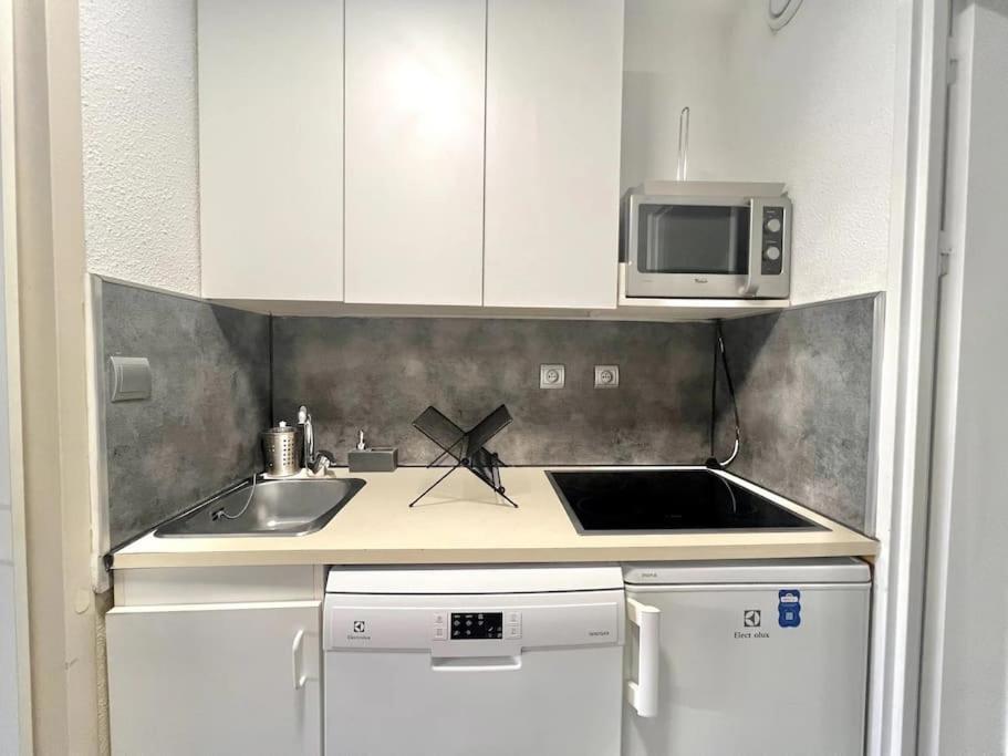 Appartement Port De Hyeres 4 Personnes Extérieur photo
