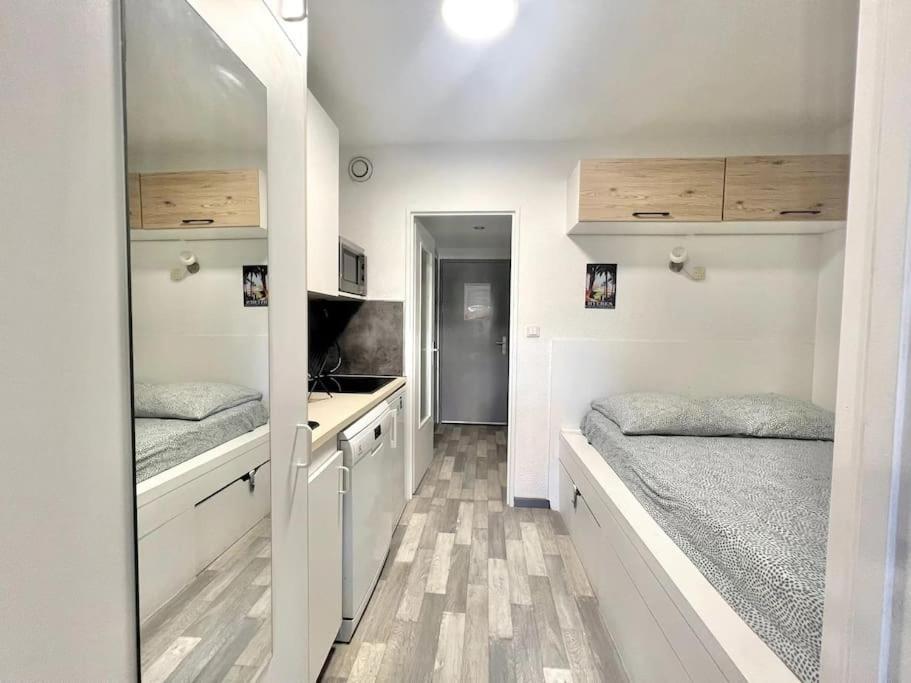 Appartement Port De Hyeres 4 Personnes Extérieur photo